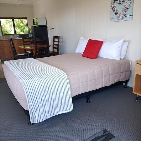 Moeraki Beach Motels Bagian luar foto