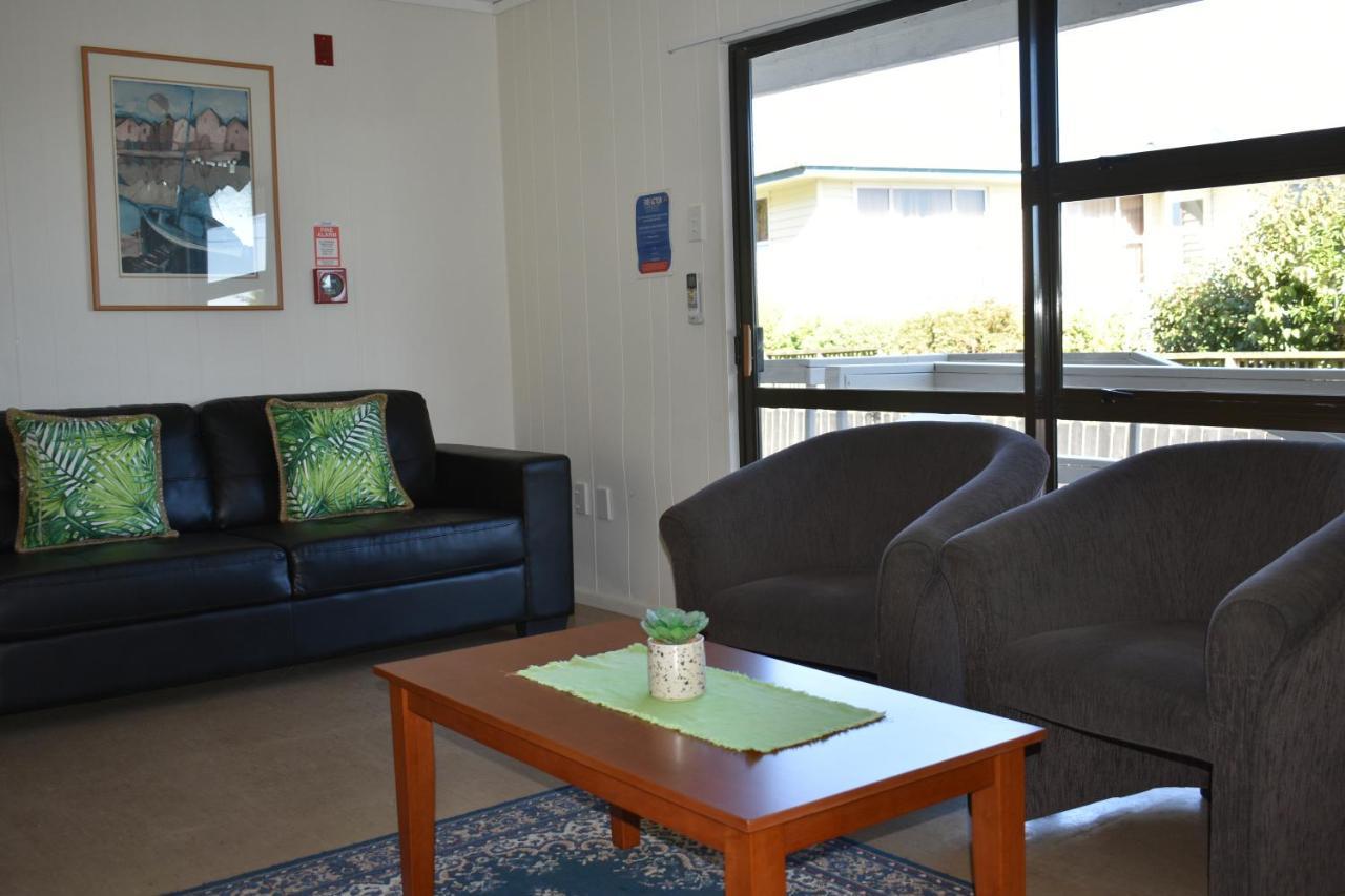 Moeraki Beach Motels Bagian luar foto